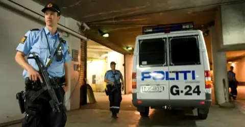 الشرطة النرويجية: هجوم السفارة الأميركية قد يكون متعمدا