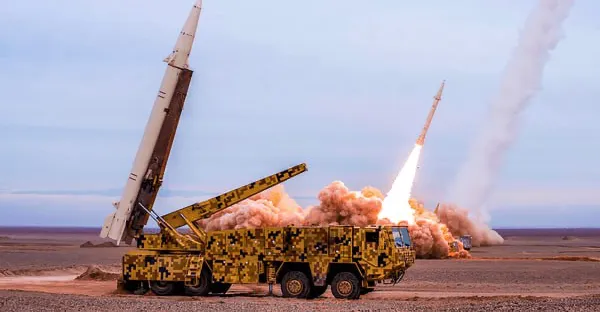 التلفزيون الإيراني: إطلاق صواريخ أحدها مزود برأس حربي عنقودي