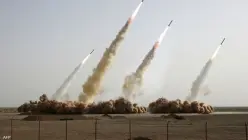 إيران تعلن أول هجوم صاروخي في عهد المرشد الجديد