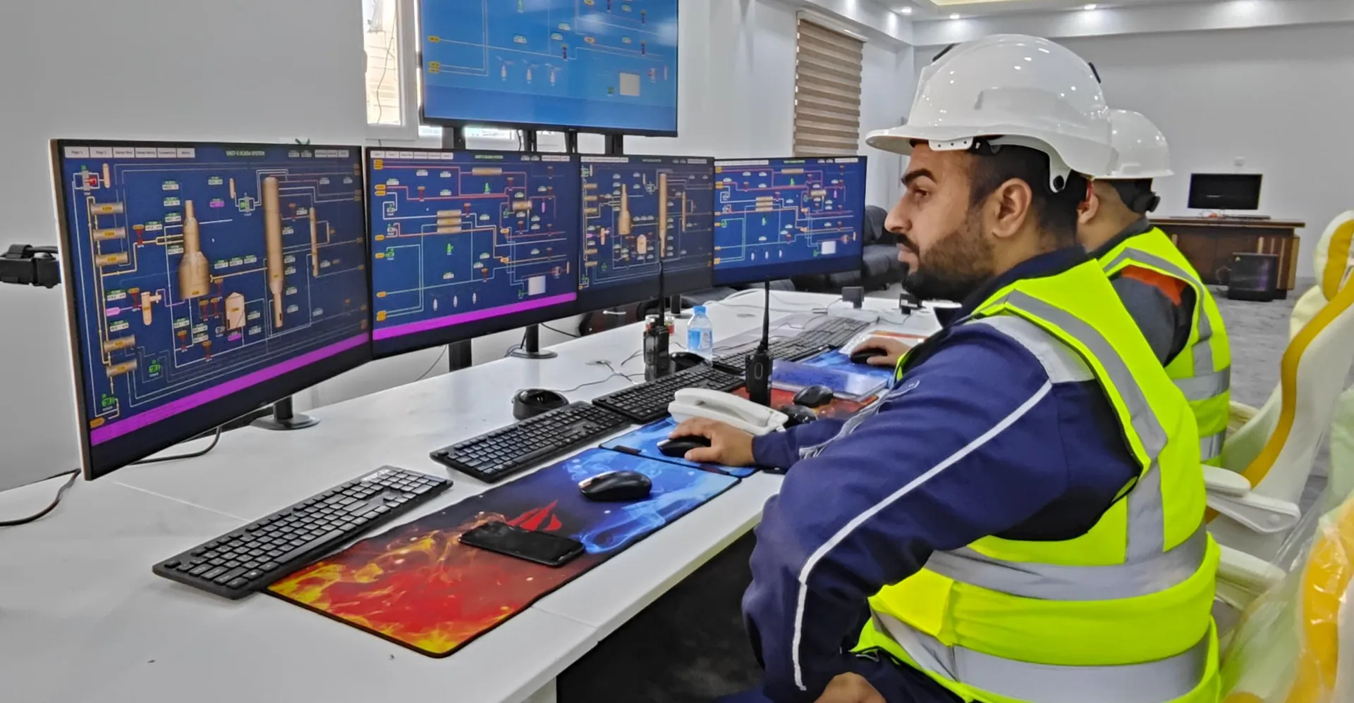 النفط يقفز إلى 114 دولاراً للبرميل.. و"CNBC": الأسعار تقترب من 120 دولاراً