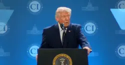 (تحديث) ترمب يؤكد مواصلة ضرب إيران ويتحدث عن "نهاية وشيكة لقيادتها"