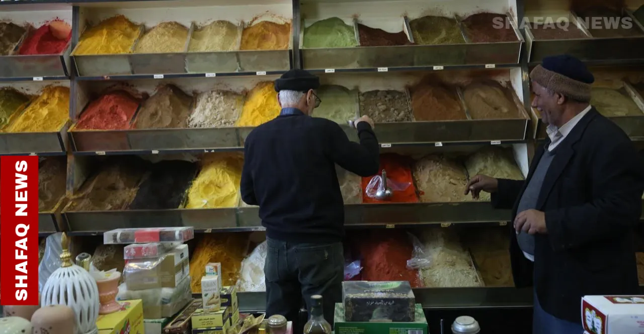 "ذعر وتخزين".. من يصنع أزمة الغذاء في العراق؟ (صور)