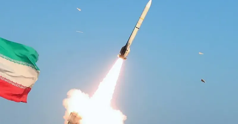 Iran launches heavy missiles and drone attacks on US bases and Israel