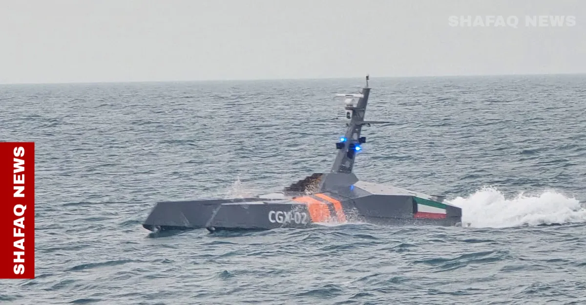 البحرية العراقية تطارد زورقاً مسيّراً كويتياً اقترب من ناقلات النفط (فيديو)