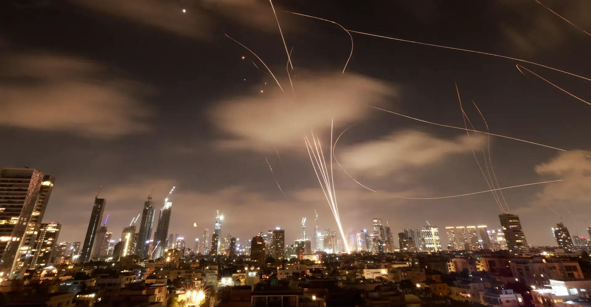 انفجار في تل أبيب والحرس الثوري يعلنها: أجزاء من سماء إسرائيل باتت تحت تصرفنا