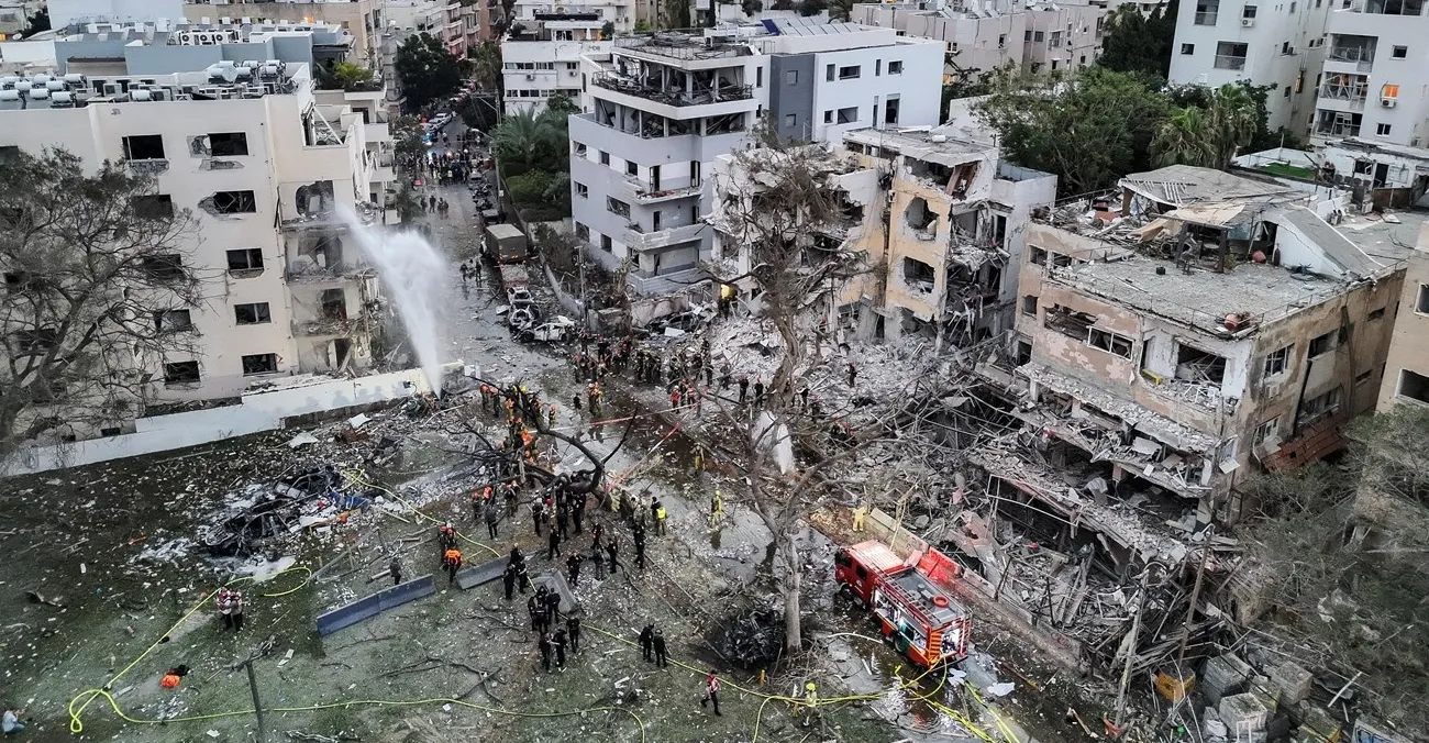 انفجارات عنيفة ومتتالية تهز إيران وسقوط ضحايا بينهم 6 من عائلة واحدة