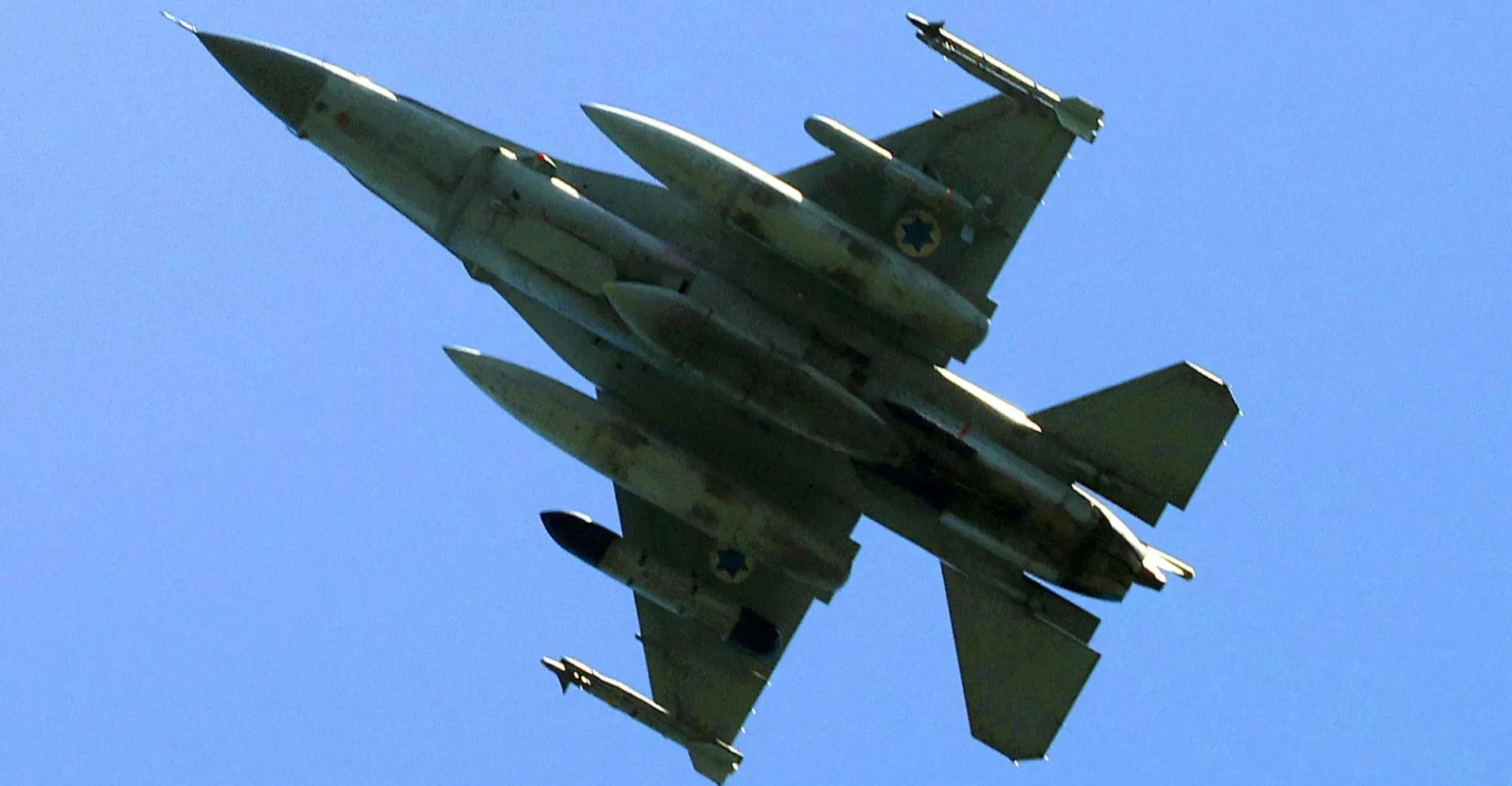 واشنطن تعزز تسليح إسرائيل بجسر جوي من الذخائر