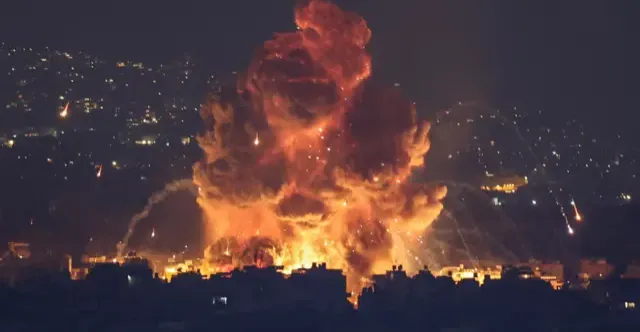 الآن.. إيران تحذر من استهداف "خارك" وتقصف البحرين وإسرائيل تهاجم حزب الله