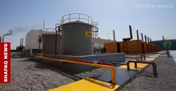 النفط يقفز فوق 104 دولارات مع تهديد إمدادات الشرق الأوسط