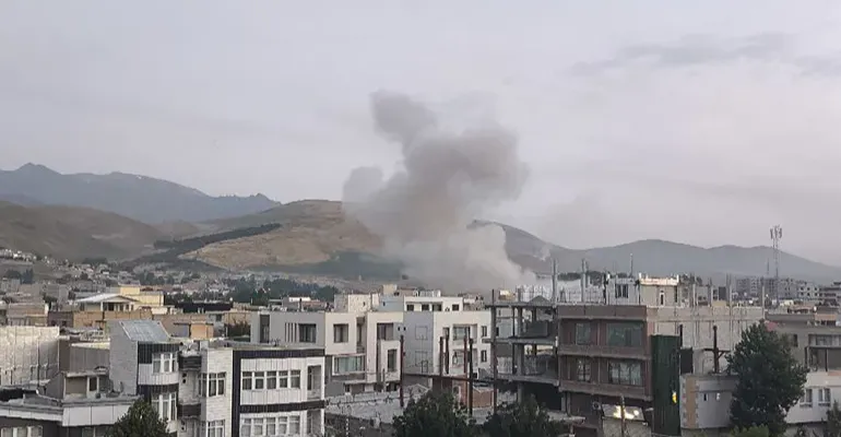 بعد التحذير من "حرب البنى التحتية".. إيران: إسرائيل استهدفت مبنى لإدارة الكهرباء