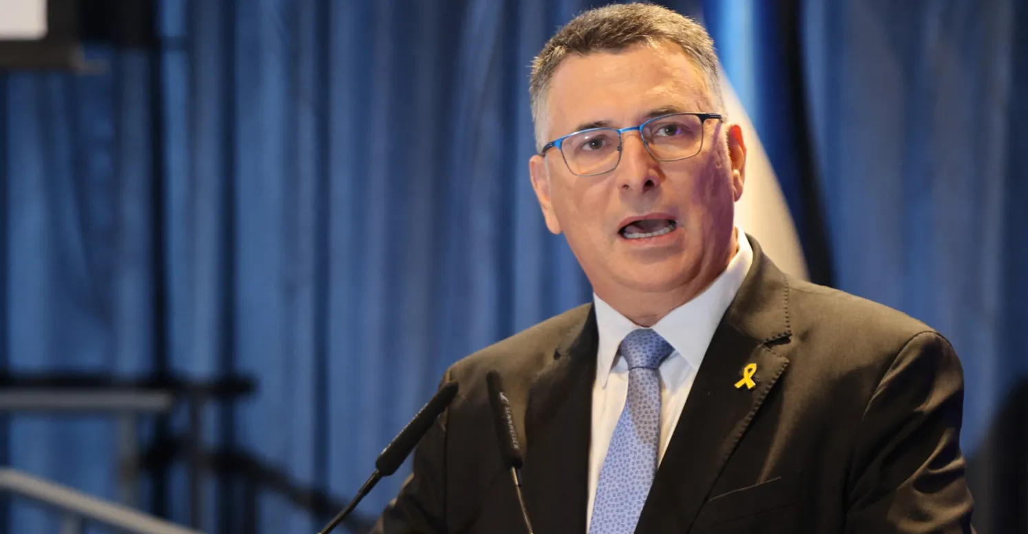 إسرائيل: لا يمكن للشعب الإيراني أن يتحرر من دون مساعدة خارجية