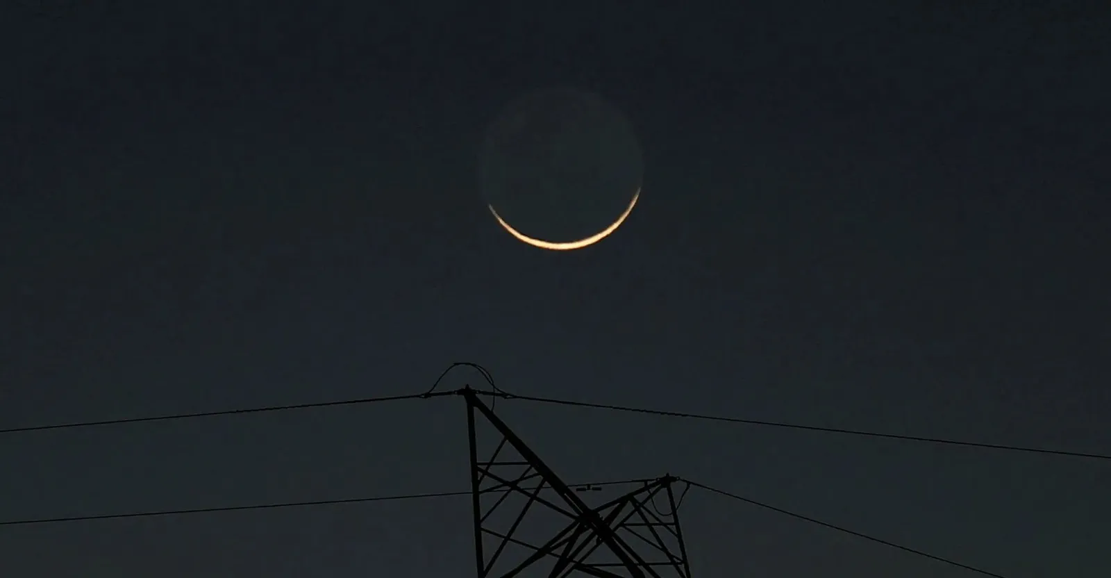 ديوان الوقف السني يعلن الجمعة أول أيام عيد الفطر