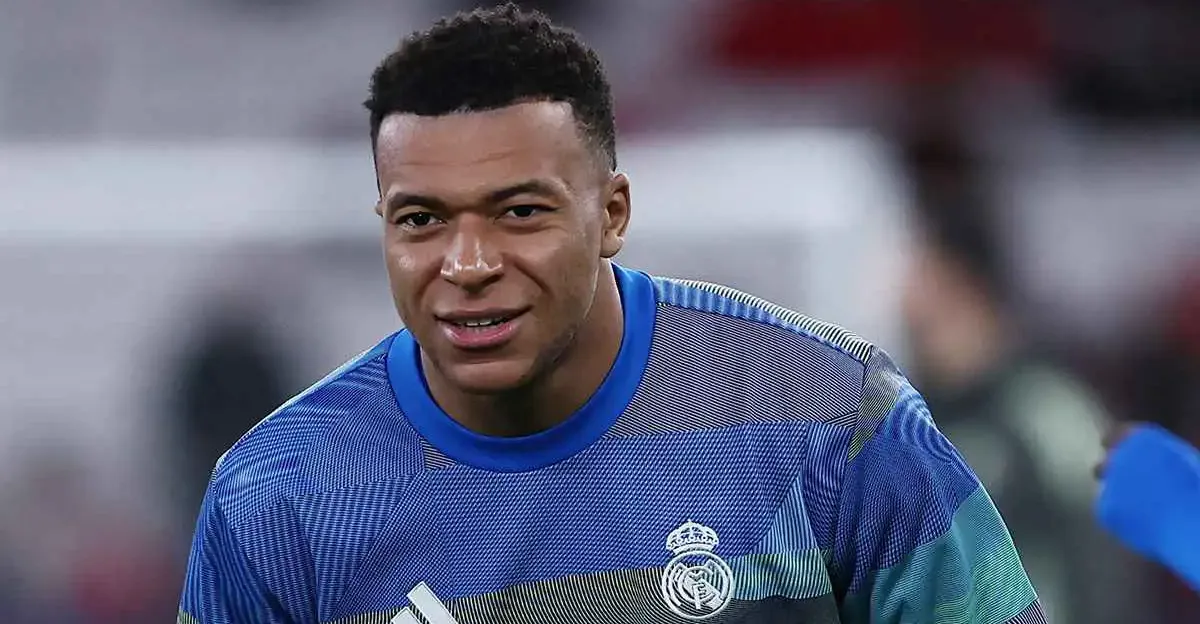 بعد "فضيحة السيتي".. استدعاء مبابي لمنتخب "الديوك" يثير موجة غضب في فرنسا