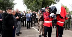 المخابرات العراقية تشيّع ضابطاً قُتل باستهداف مقرها وتكشف اسمه