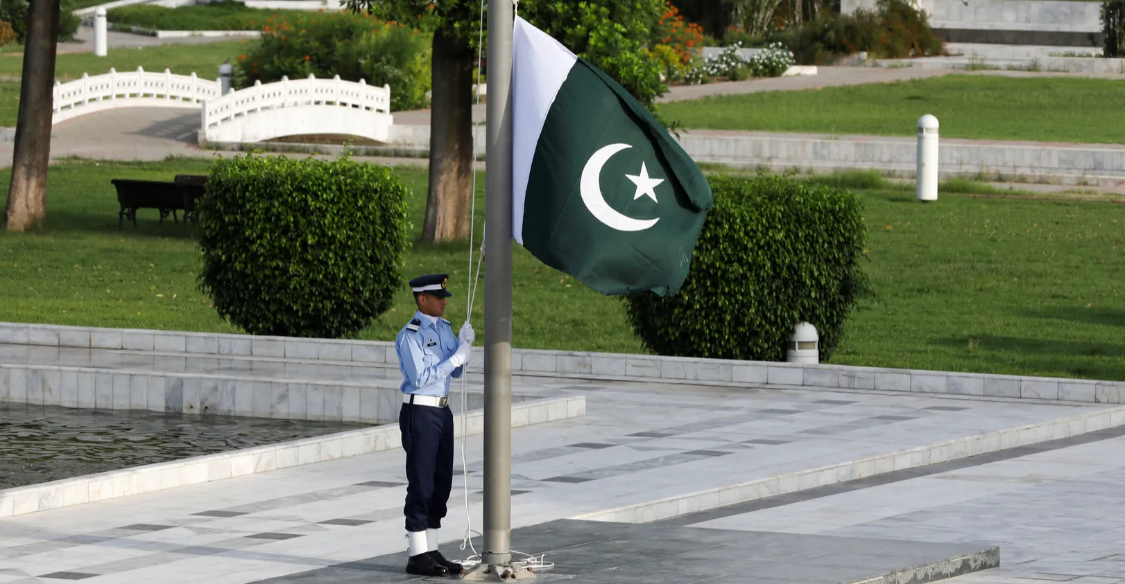 باكستان تكشف تفاصيل "التواصل" بين طهران وواشنطن