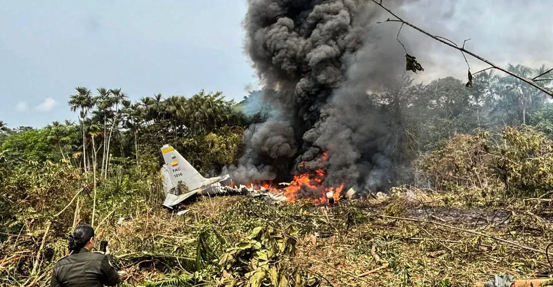 مقتل 66 عسكرياً في تحطم طائرة عسكرية بكولومبيا