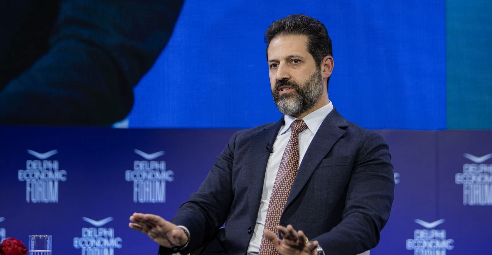 طالباني: تواصلنا مع بغداد مستمر والحرب أثرت سلباً على اقتصاد الإقليم والعراق