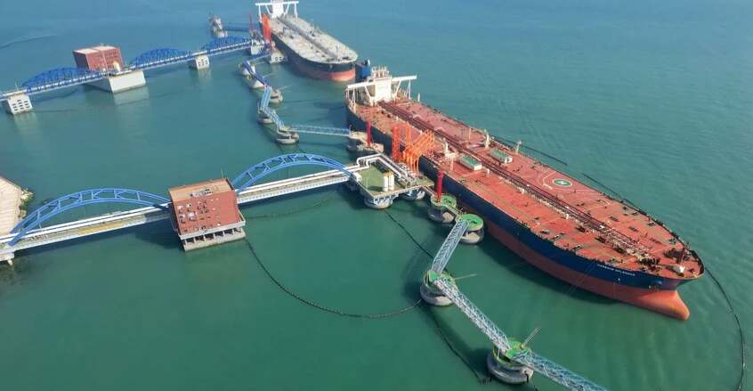 عبور آمن لناقلة تايلاندية في مضيق هرمز بعد تنسيق مع إيران