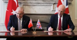 بريطانيا وتركيا توقعان اتفاقاً عسكرياً بمليارات الجنيهات