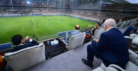 أرنولد يحدد مفتاح الفوز على بوليفيا ويضع خطته لشوطي المباراة