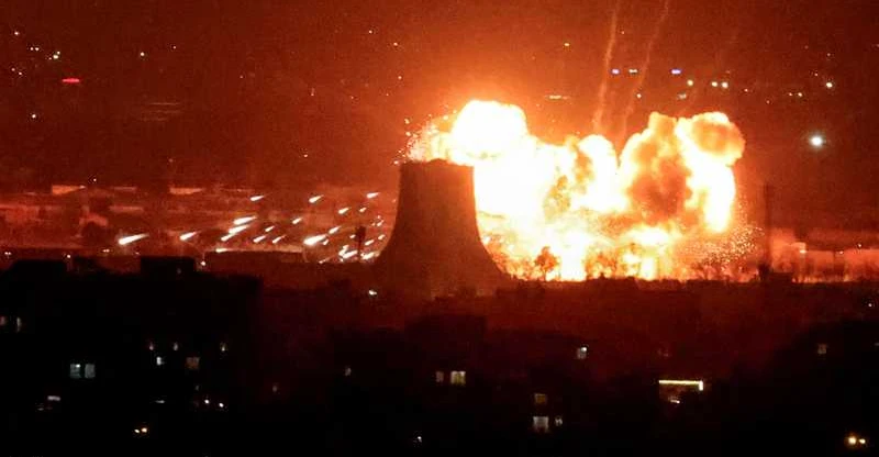 الجيش الإسرائيلي يؤكد استهداف مواقع نووية وباليستية في إيران بـ50 طائرة