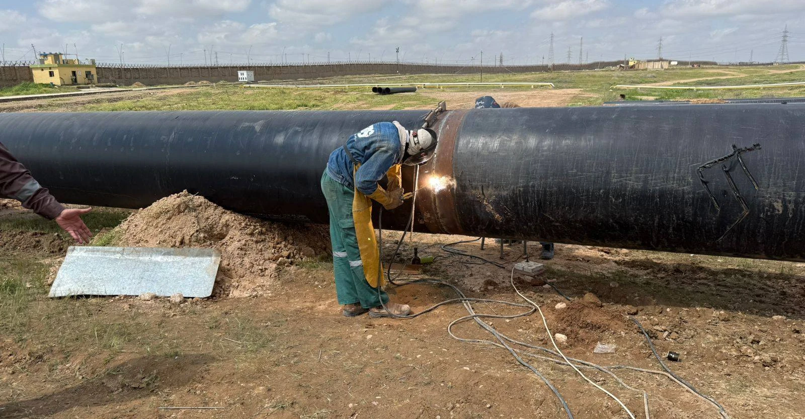 العراق يسرع أعمال تأهيل خط تصدير النفط عبر تركيا