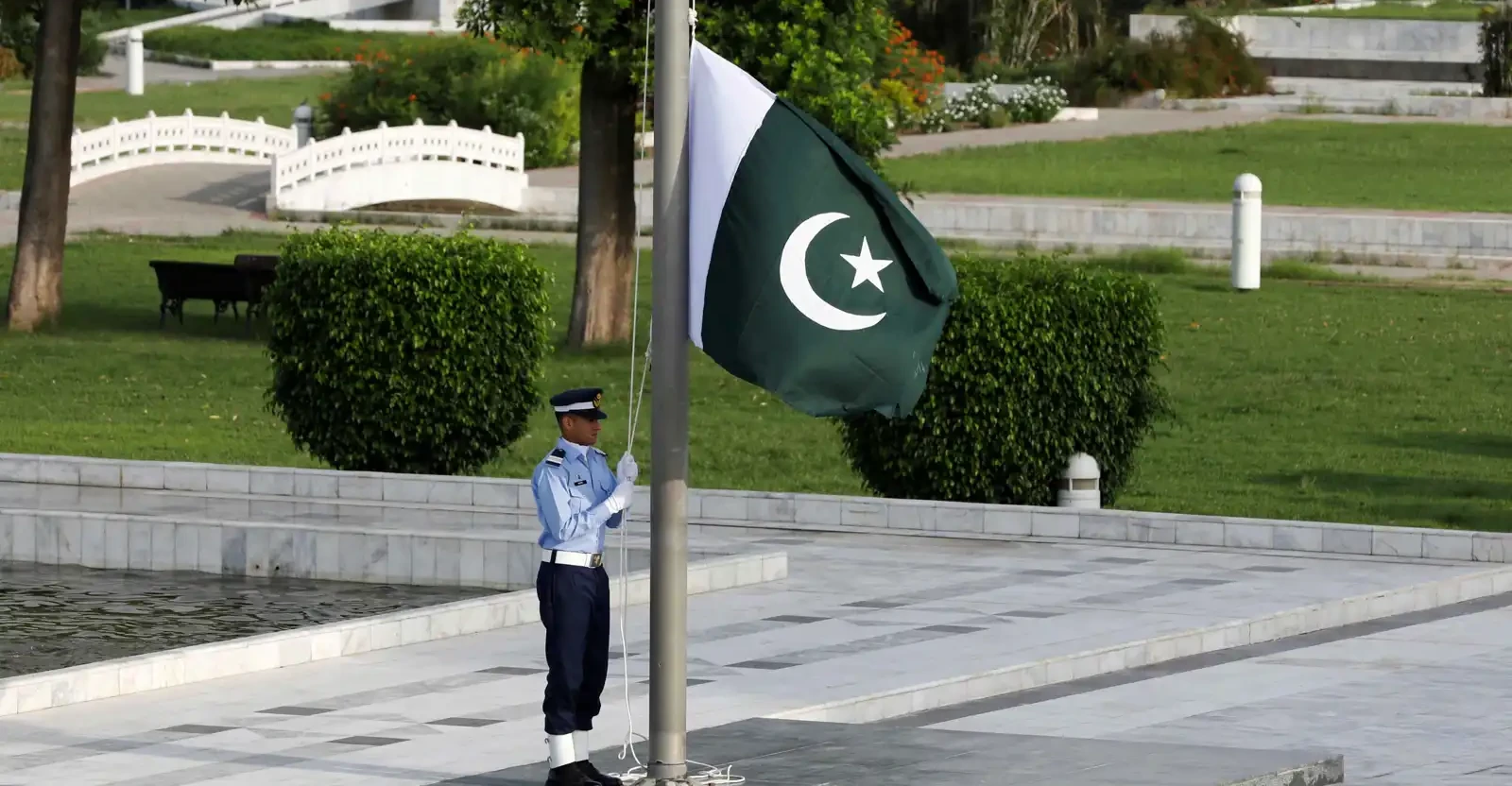 باكستان.. إجراءات مشددة قبل انطلاق محادثات إيران