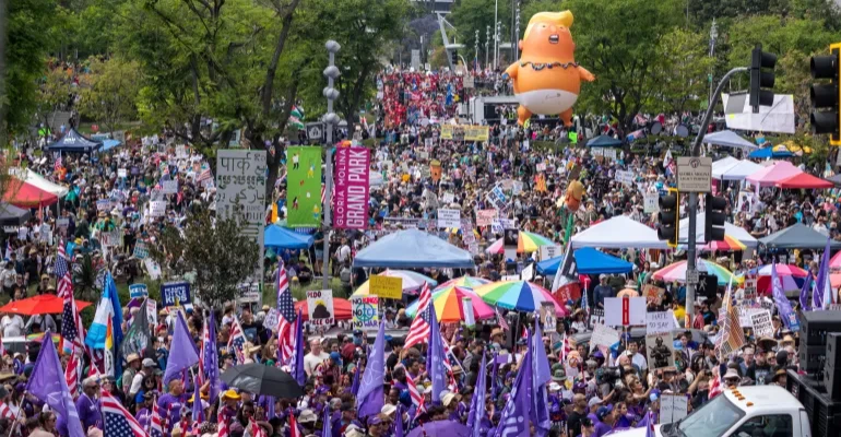 "لا ملوك".. تظاهرات مليونية ضد سياسات ترمب والحرب على إيران