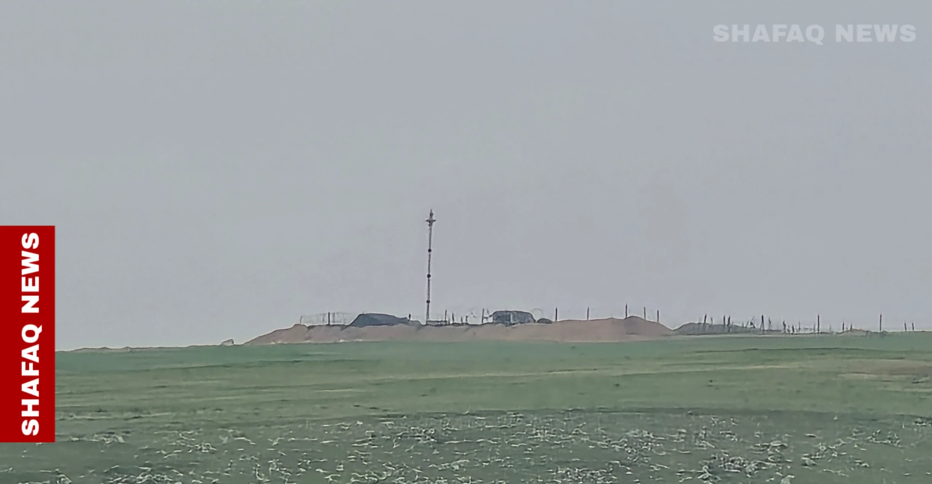 قاعدة "قسرك" في سوريا بعد استهدافها بمسيرات من العراق (صور)