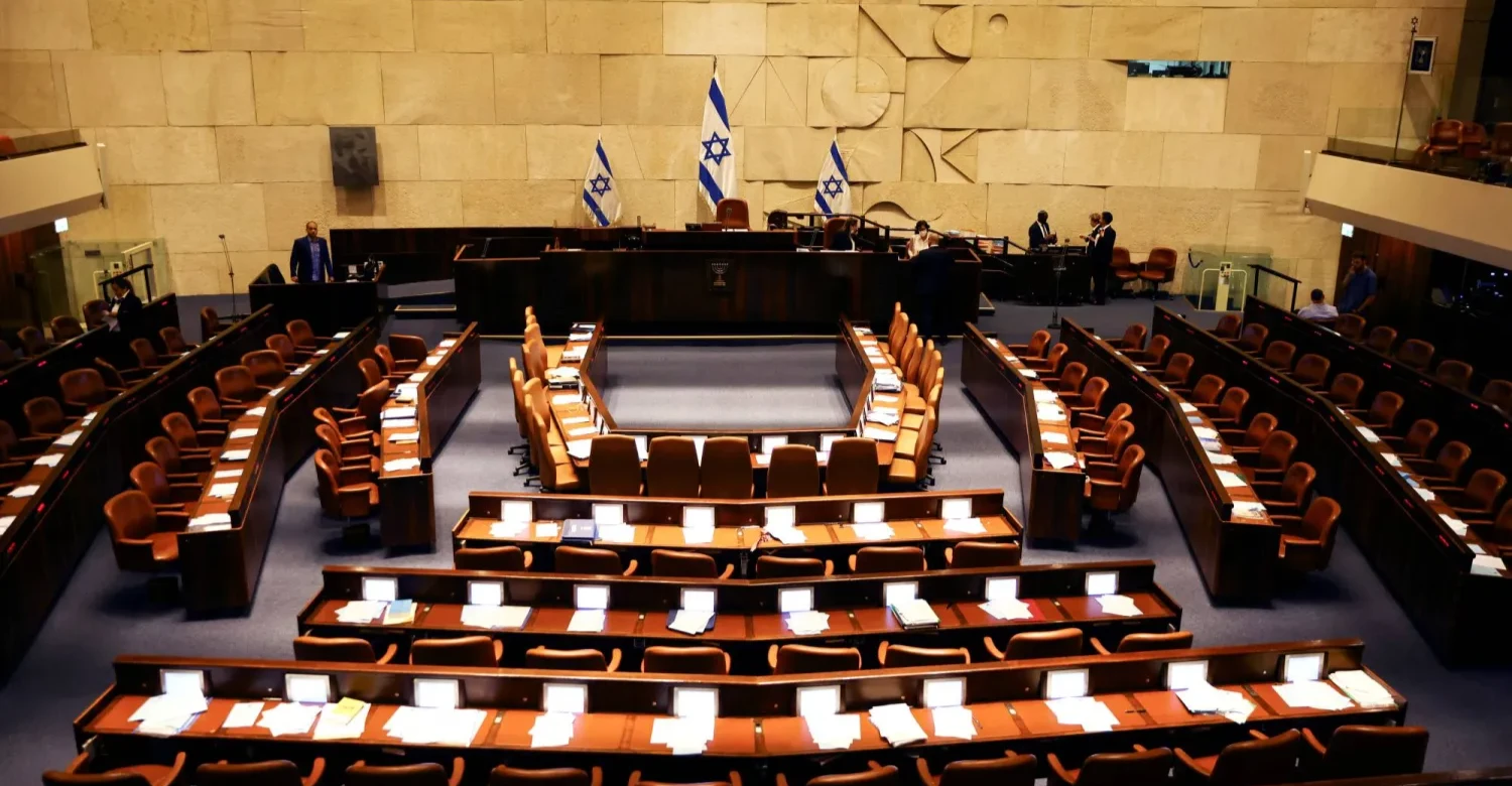تعليق جلسة للكنيست وإخلاء النواب بعد رصد صواريخ إيرانية