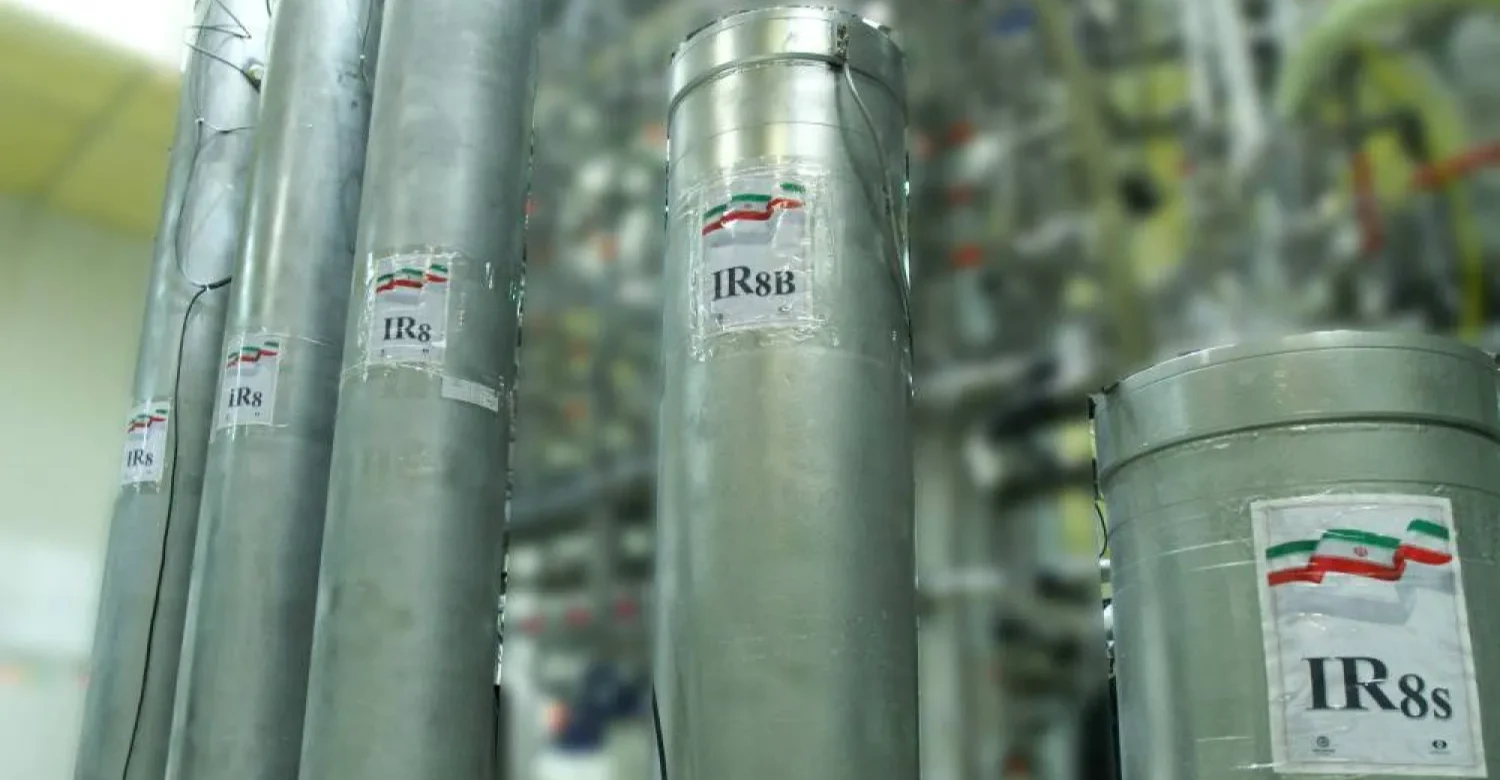 ترمب يدرس عملية معقدة لاستخراج 1000 رطل من اليورانيوم الإيراني