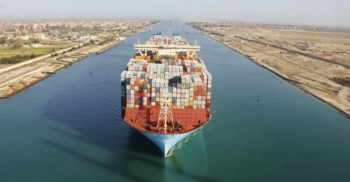 على غرار قناة السويس.. خطة خليجية عربية لفرض "رسوم عبور" في هرمز