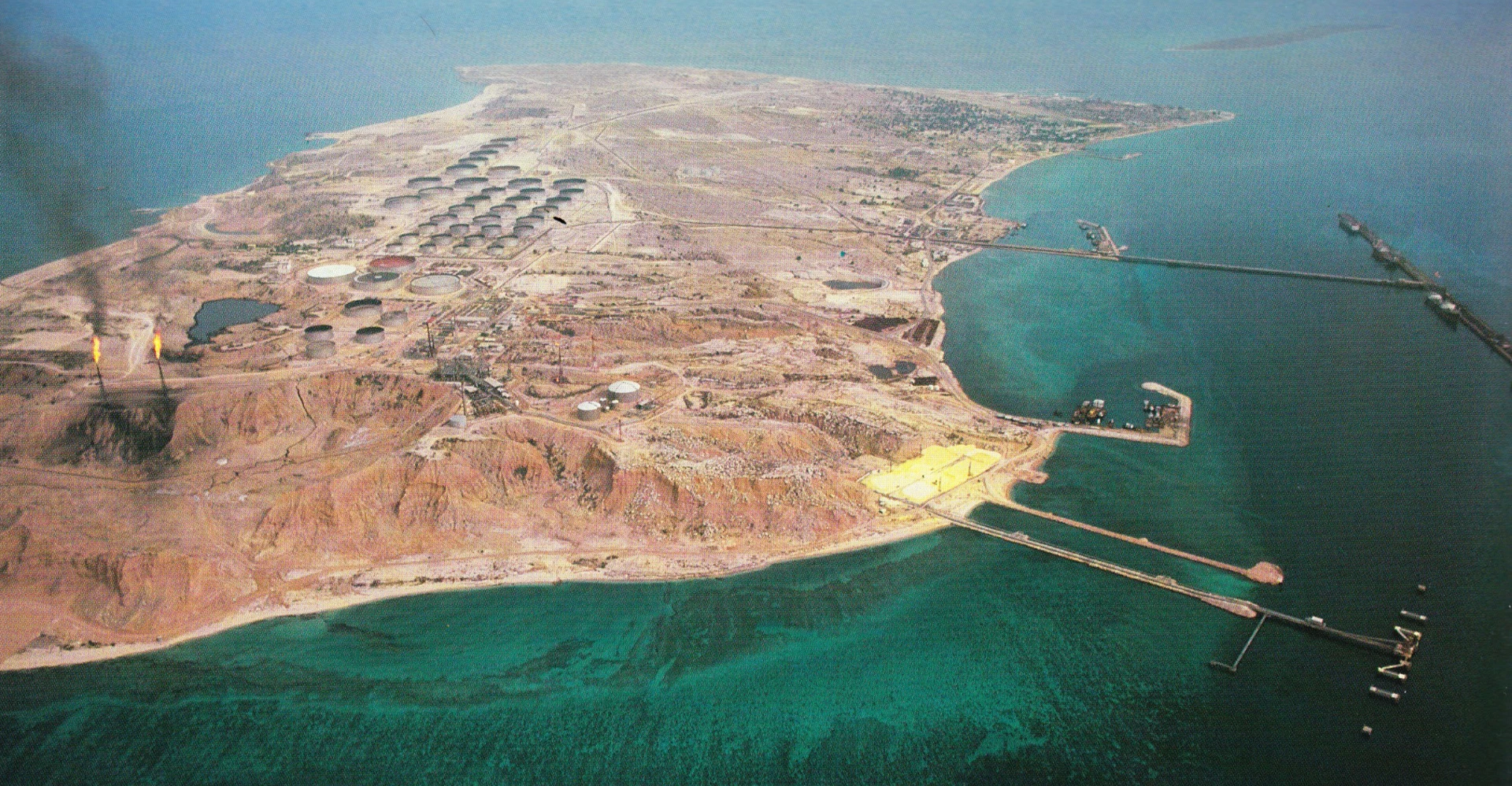 توقعات بارتفاع سعر النفط إلى 200 دولار بعد تهديد ترمب لـ"خرج" الإيرانية