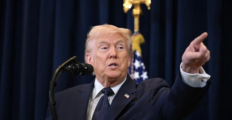 "سي أن أن": 4 أسباب تجعل انسحاب ترمب من الحرب "نصراً" لإيران