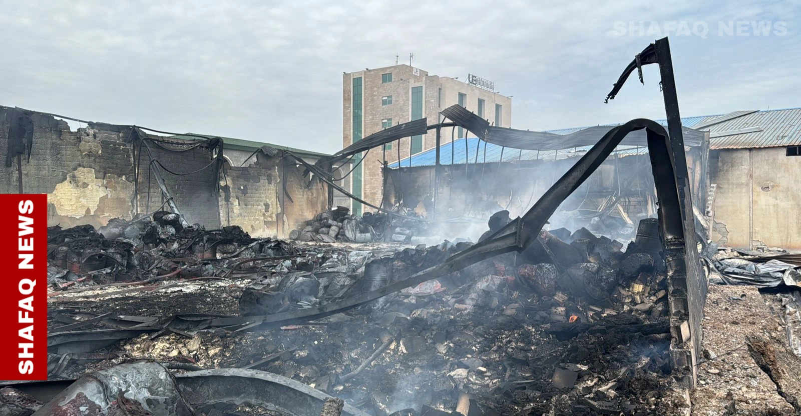صور .. آثار الدمار الهائل في مستودعات مجموعة "سردار" بأربيل جراء هجمات المسيرات