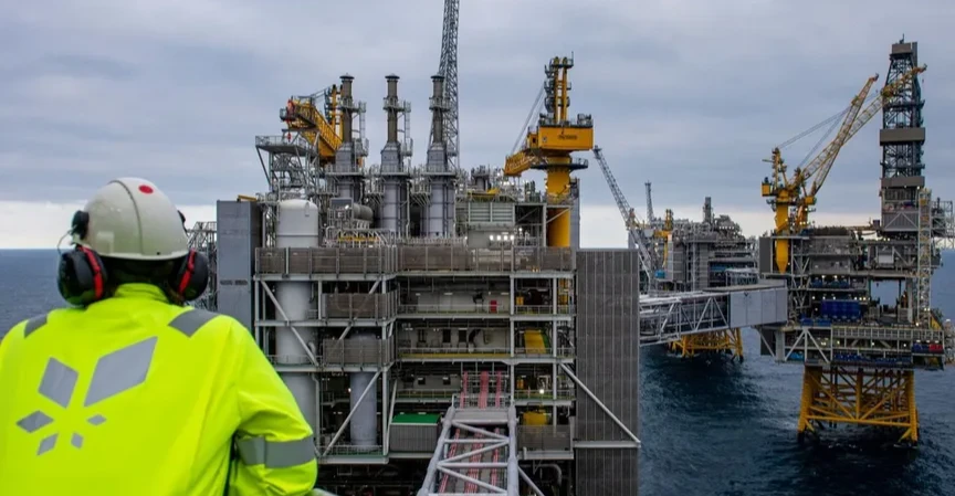 الأعلى منذ 18 عاماً.. النفط يتجاوز الـ140 دولاراً