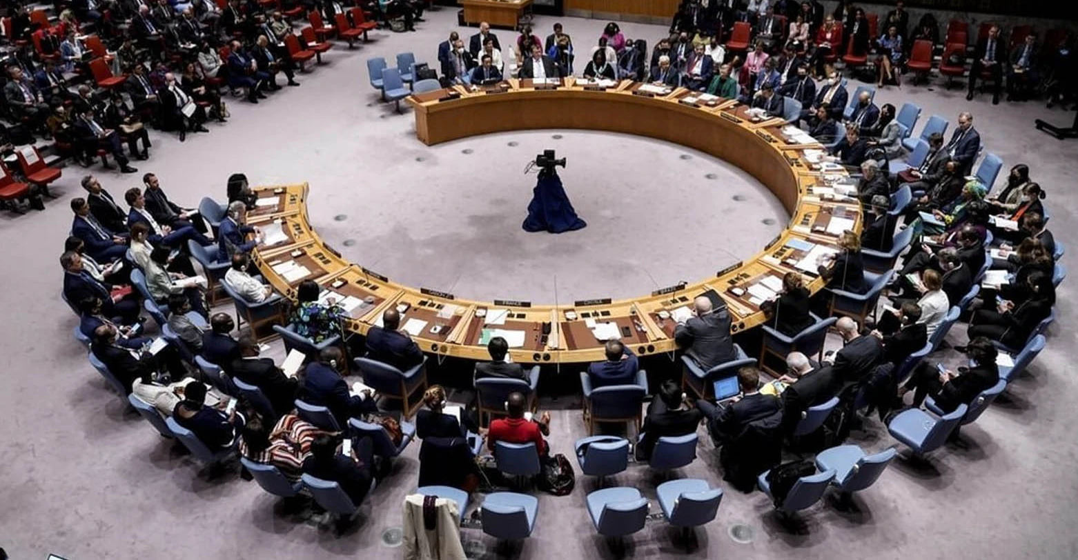 وسط انقسام دولي.. مجلس الأمن يصوّت غداً بشأن الملاحة بمضيق هرمز