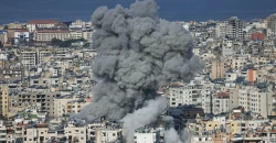 Lebanon's Hezbollah strikes Israeli troops in border towns