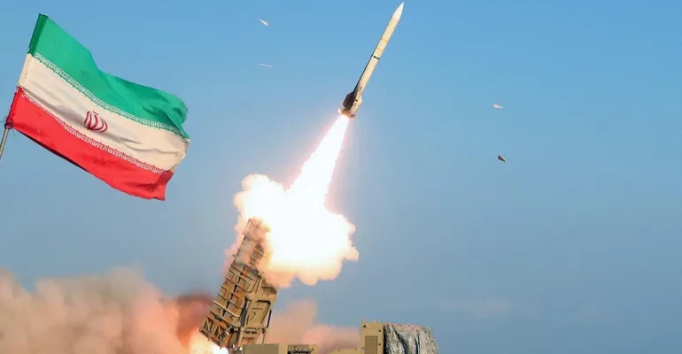 الدفاع الجوي الإيراني: دمرنا مقاتلات معادية بمعدات محلية