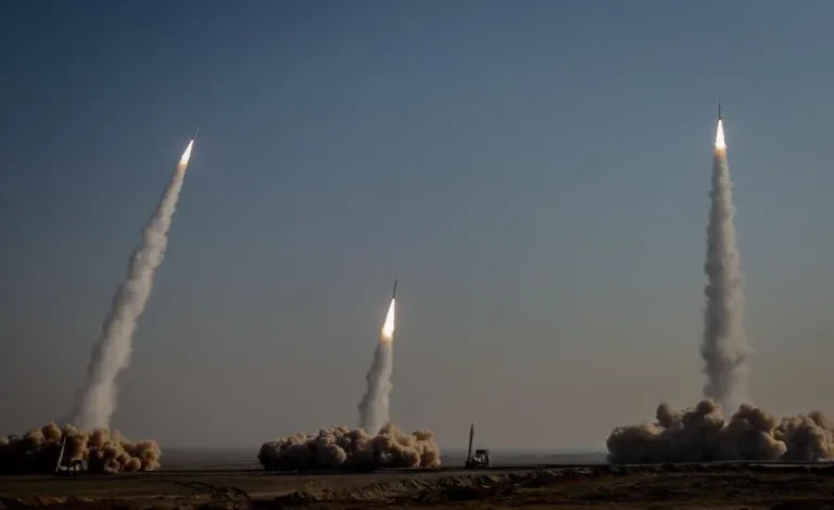 موشەکەیل ئیران دەن لە حەیفا و تەلئەبیب و کەنداو... و پەلامارەیل ئیسرائیلی ئەرا بان تاران