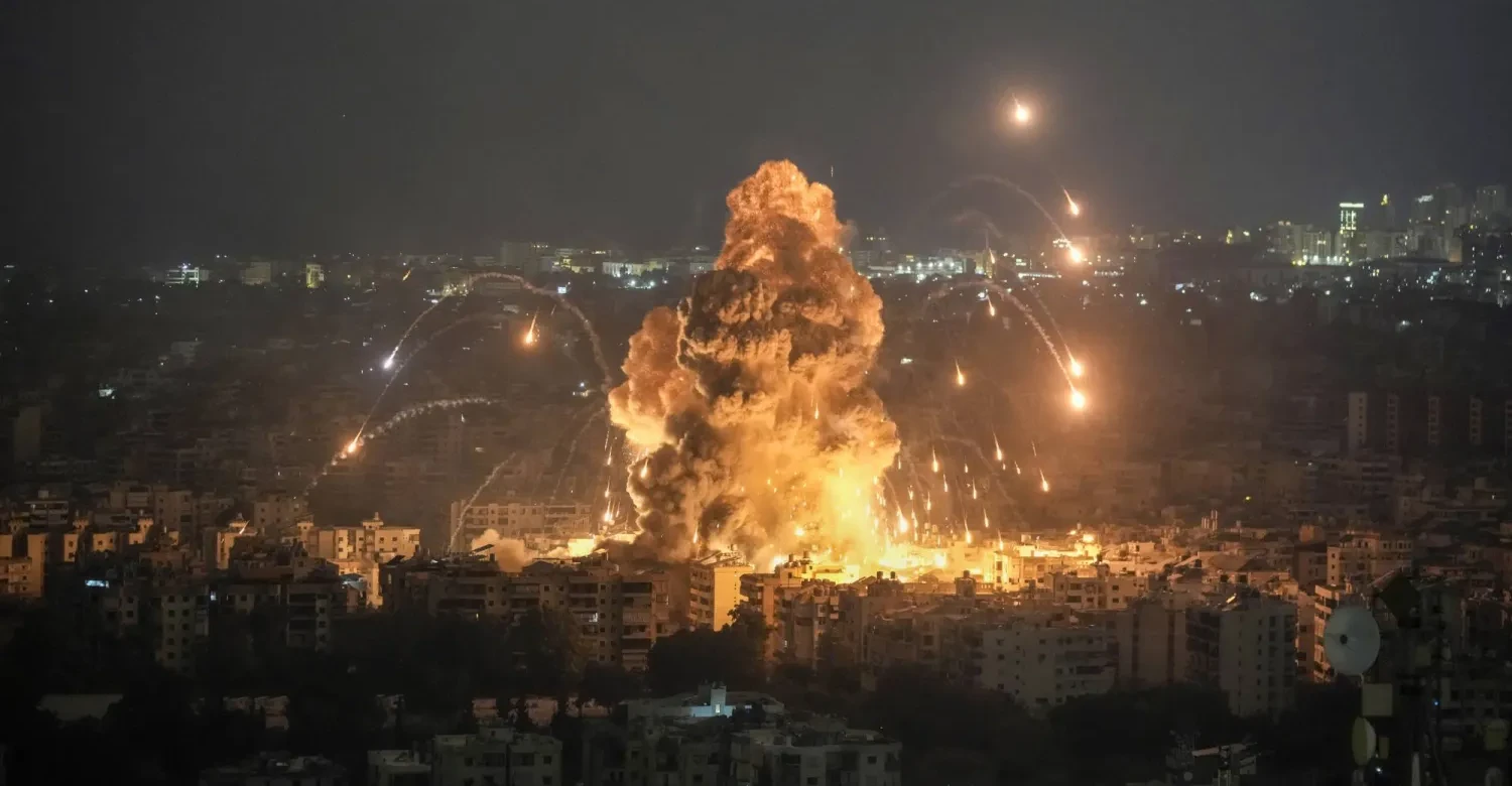 تجدد القصف الإسرائيلي على لبنان بعد منح ترمب "الضوء الأخضر"