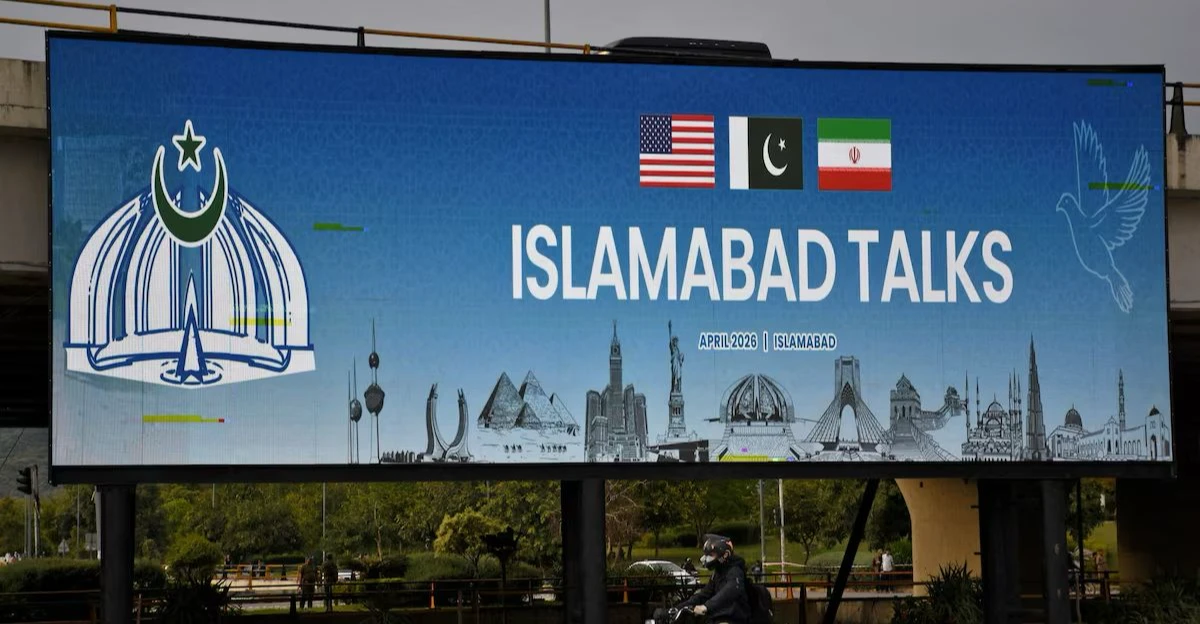 مفاوضات "شريف".. شروط إيرانية وتنازل أميركي قبيل انطلاق المحادثات