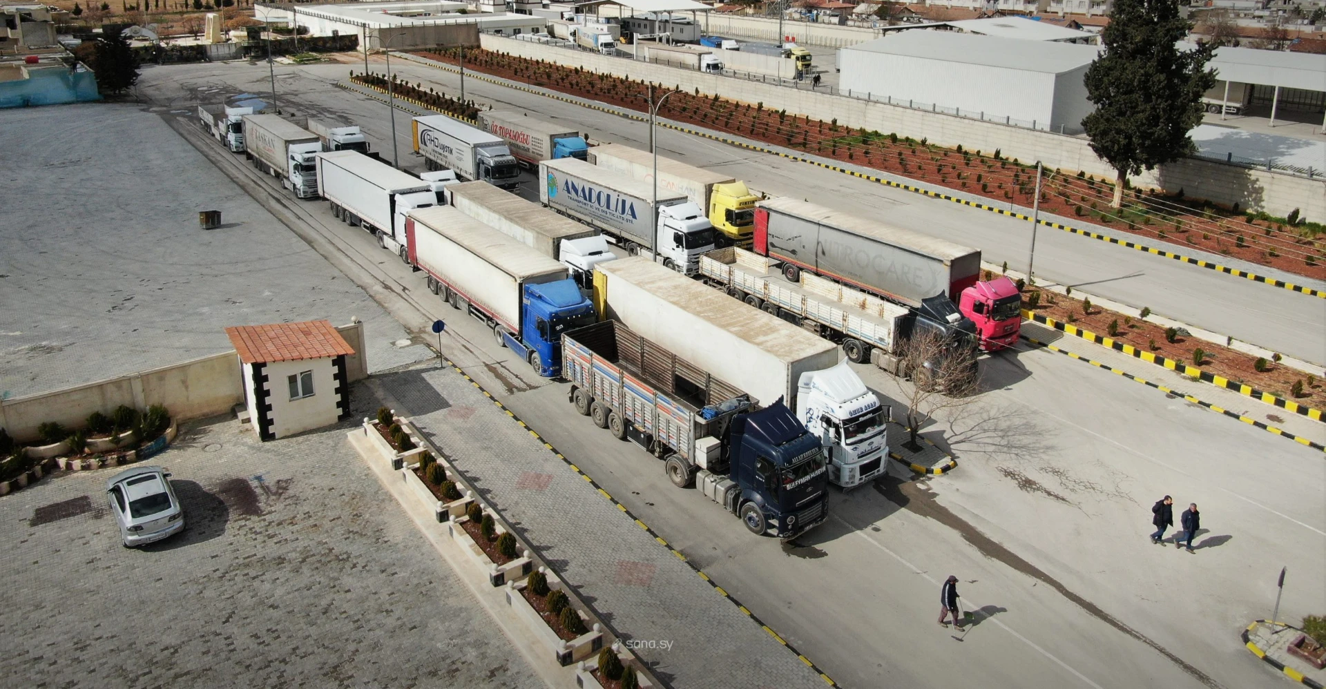 اختلال في التبادل التجاري مع دول الجوار يرهق الصناعة السورية