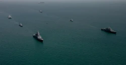 عبور 6 ملايين برميل من النفط العراقي والسعودي من مضيق هرمز