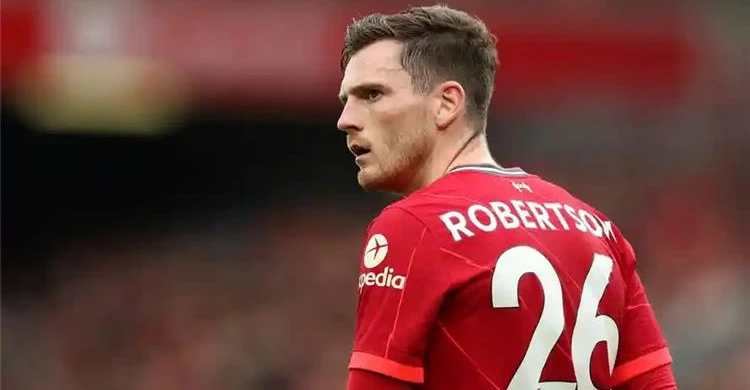 ليفربول بصدد خسارة ظهيره روبرتسون لصالح توتنهام