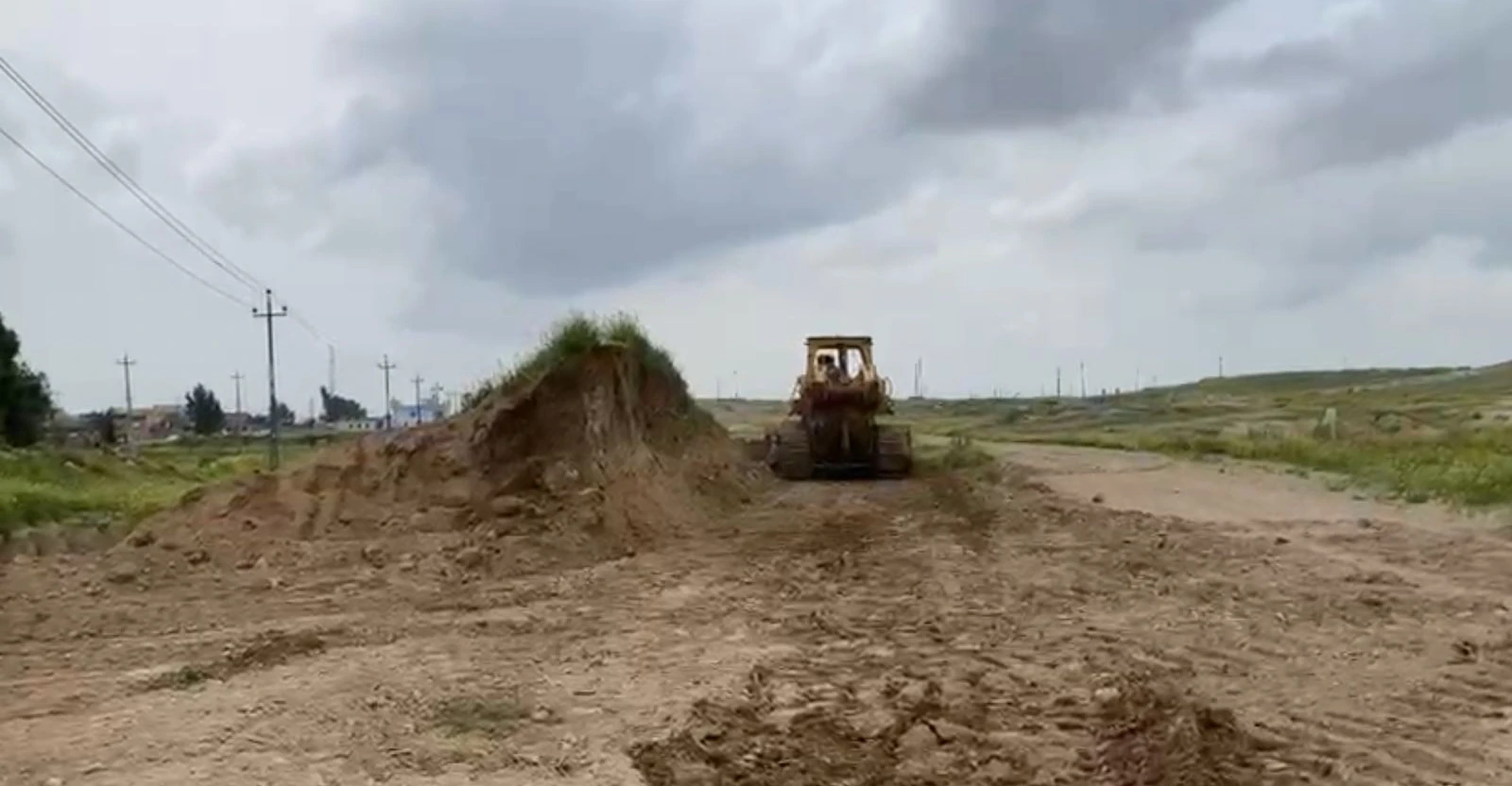 نينوى ترصد تجاوزاً لشركة نفطية أنغولية وتطلب إيقاف العمل