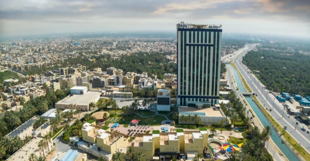 "المدن المقدسة" بلا زوار.. خسائر بملايين الدولارات وإغلاق 80% من فنادق النجف وكربلاء