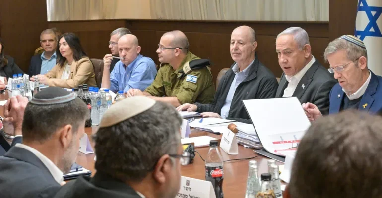 استنفار إسرائيلي بعد التصعيد الأميركي بشأن مضيق هرمز