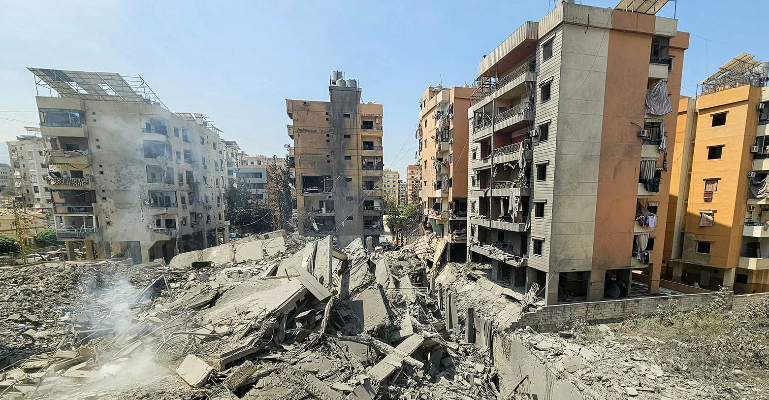 نتنياهو يتفقد جنوب لبنان وسط استمرار القصف المتبادل