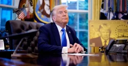 ‏ترەمپ وینەیگ لە خوەی وە شیوەی مەسیح بڵاو کەێد